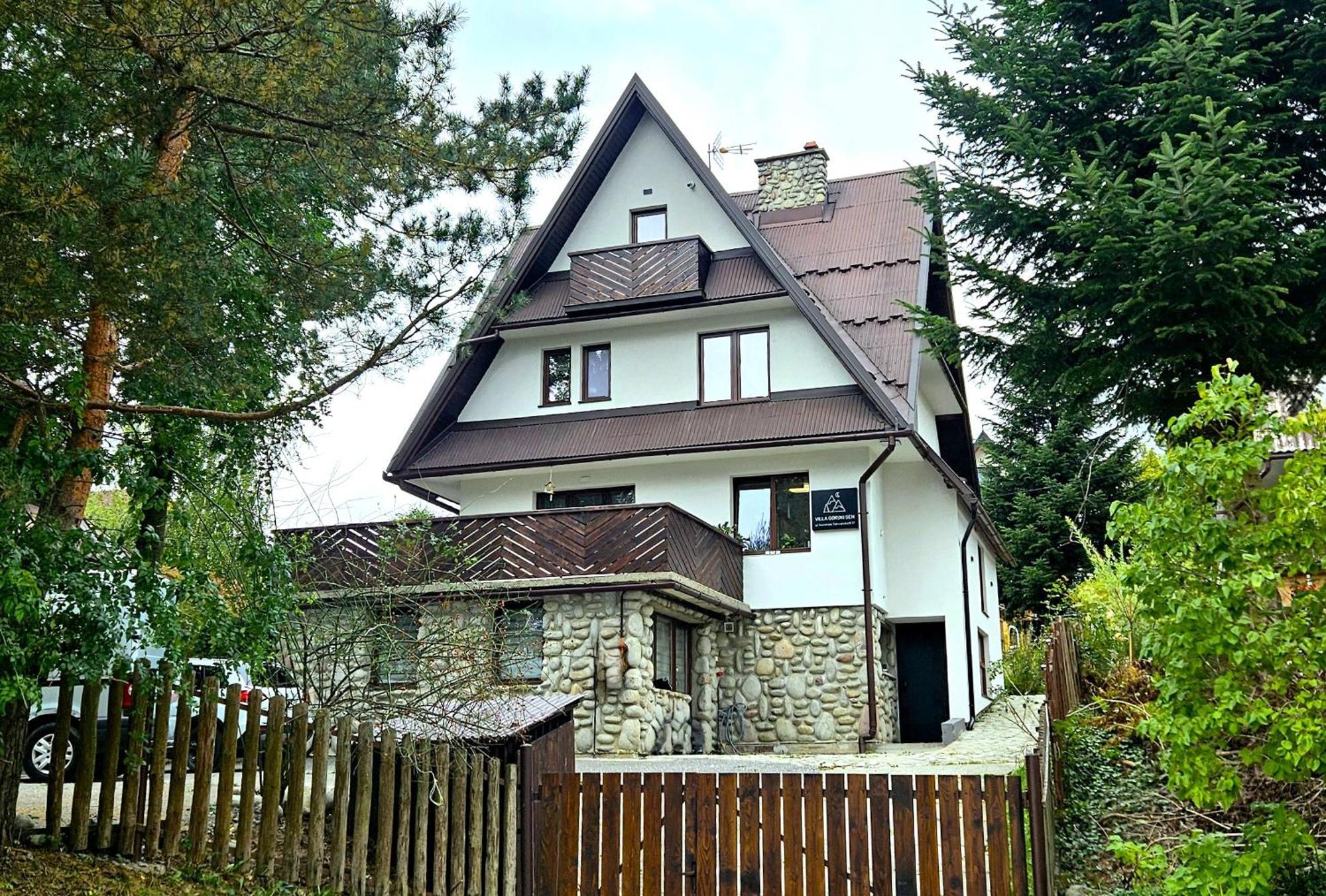 Two-Bedroom Apartment Mountain View